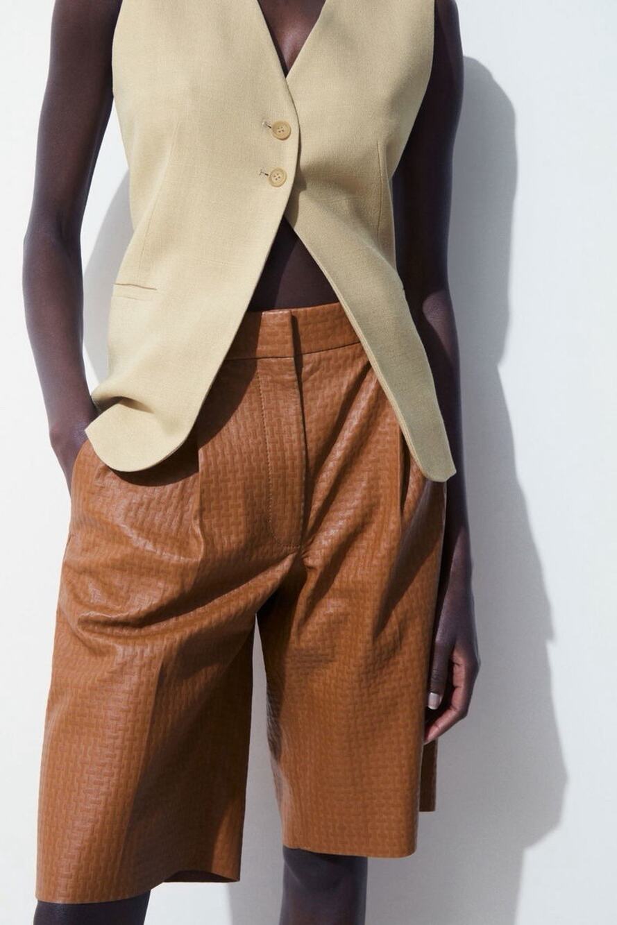 COS Embossed Leather Bermuda Shorts US 4 Brown Tan High Waist Pleated Long